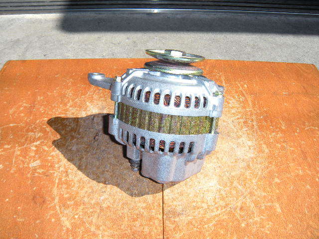 シャリオ、D02W用オルタネーター(ダイナモ)リビルト品 A2T40571B、MD86049拍卖