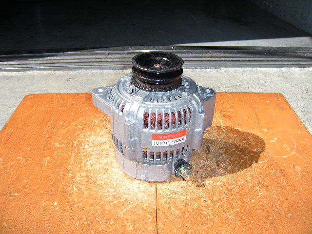 ランドクルーザー、FZJ80G用オルタネーター(ダイナモ)リビルト品 101211-7000、27060-66040拍卖