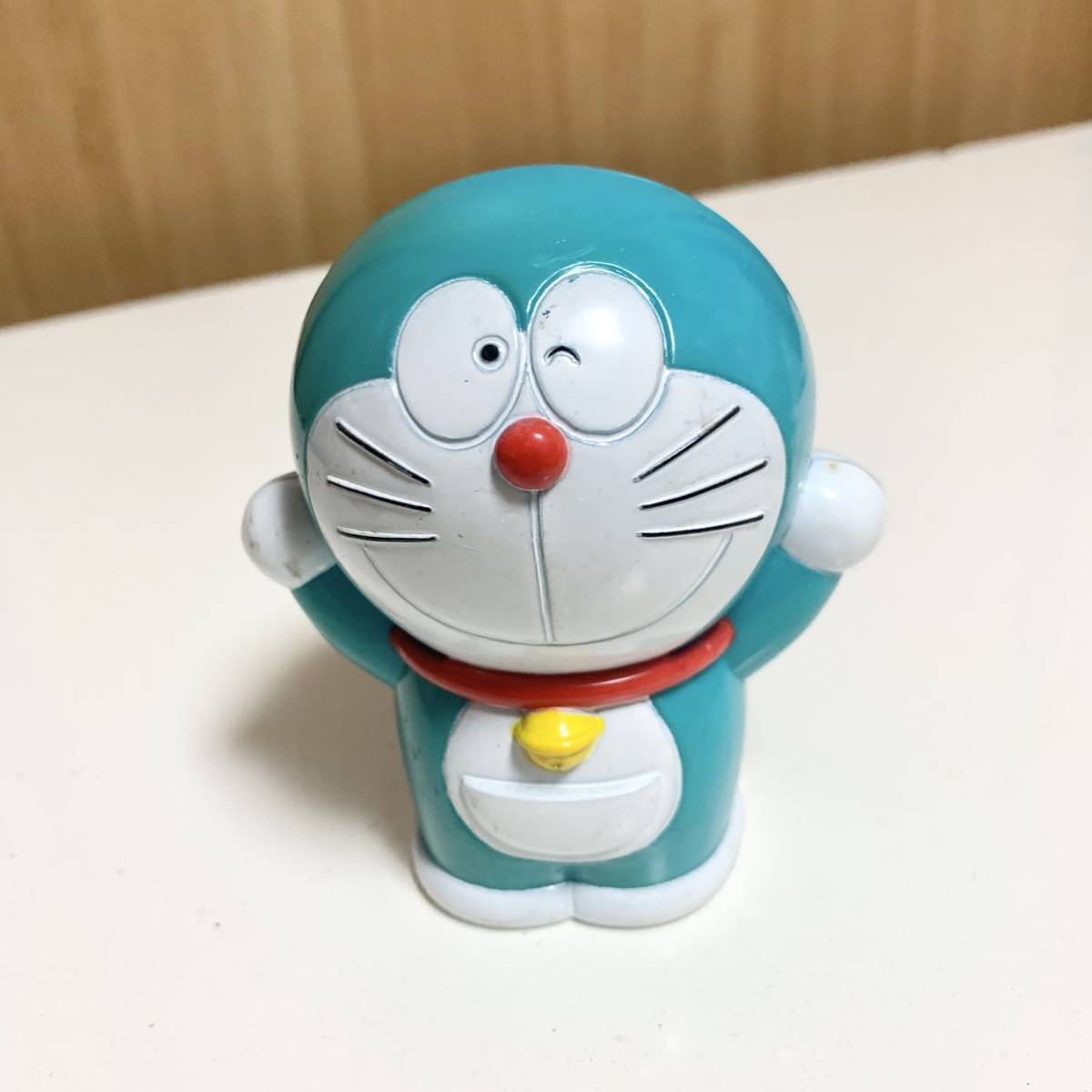 ☆匿名配送 ドラえもん貯金箱 藤子不二雄 企業コラボ ドラえもんフィギュア 希少 昭和レトロ ららら貯金箱 藤子F不二雄 当時物拍卖