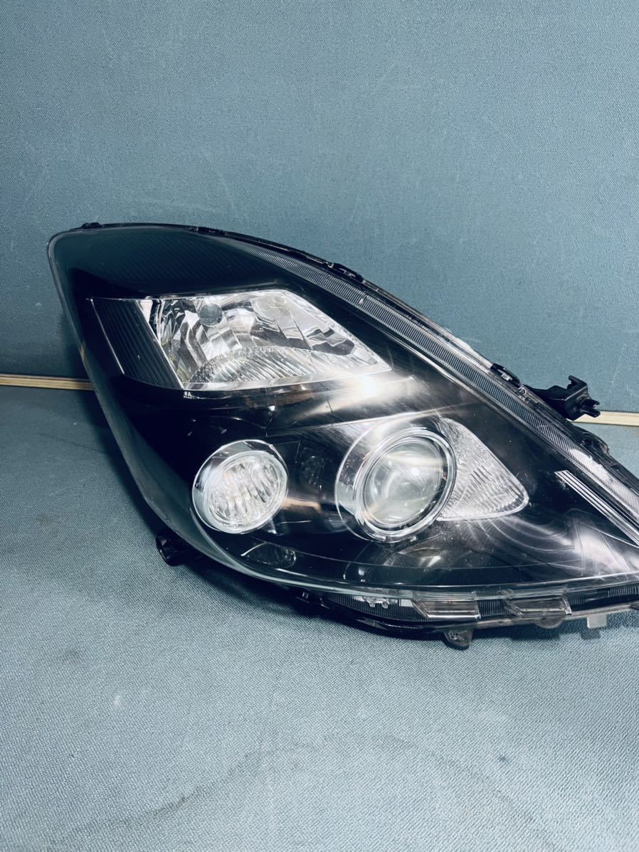 ZGM10W 後期 ヘッドライト 右 右側 コイト 44-72 キセノン HID 打刻H拍卖