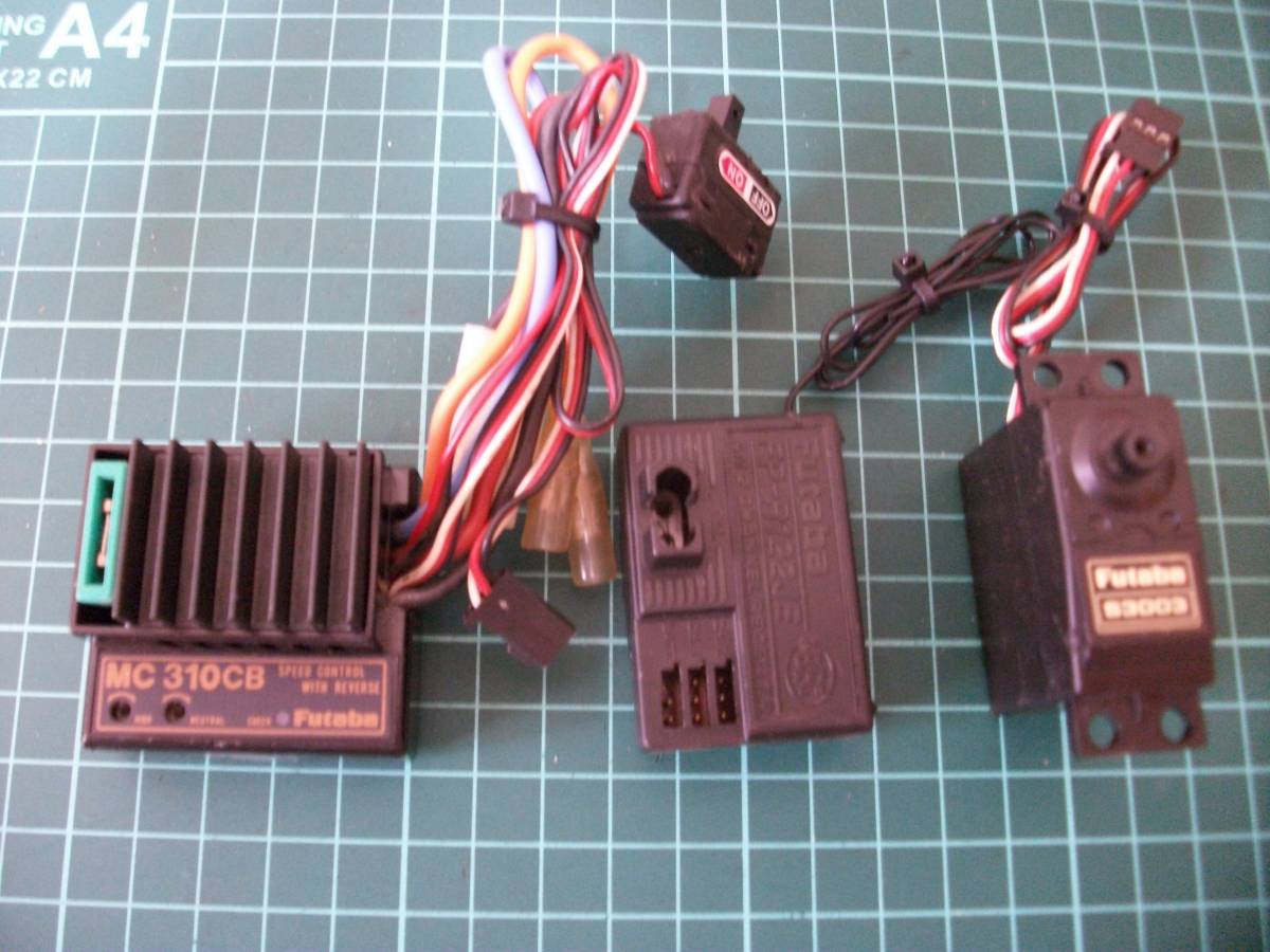 【激安目玉商品】双葉 アンプ(MC310CB)サーボセット クリスタル無 簡易通電動作確認済 一応ジャンク扱 レターパック送料一律!!拍卖