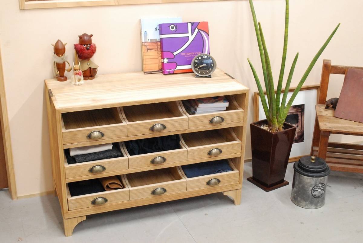 D0104 桐のトレイキャビネット リメイク家具 3段 9杯 シャツケース 箪笥 引き出し 古家具 タンス チェスト 木製 収納棚 無垢 東京発拍卖