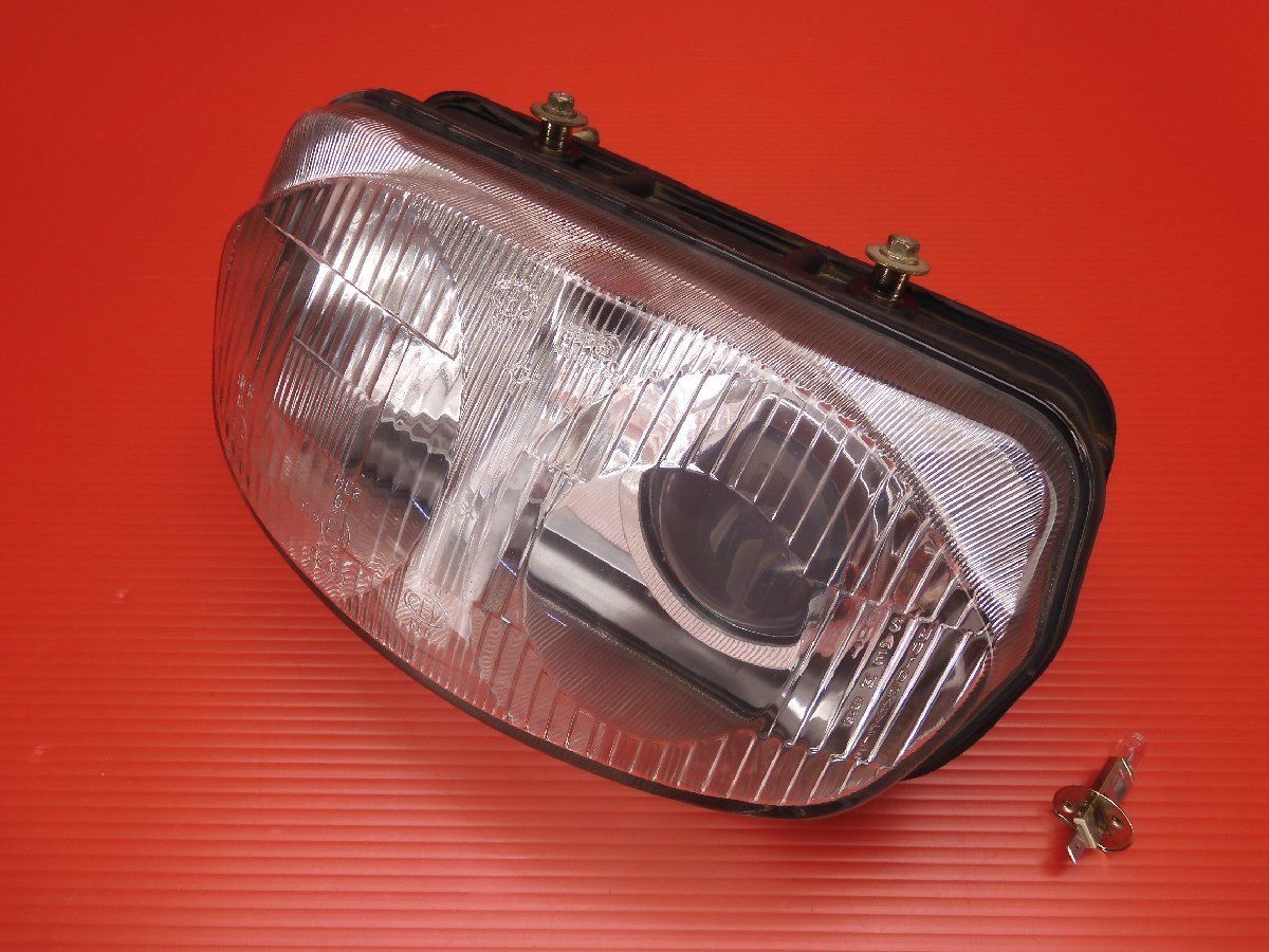 80【評価A】DUCATI ドゥカティ ST4 実動 純正 ヘッドライト 56463 点灯動画有拍卖