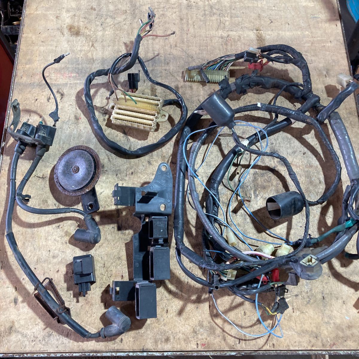 MC11 NS250R メインハーネス イグニッションコイル ホーン等拍卖