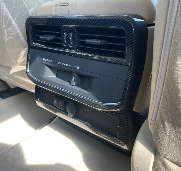 スポーティ全開♪ カーボン ルック リアエアコン パネル カバー ランドクルーザー 300 FJA300W VJA300W GX AX VX ZX GRスポーツ拍卖