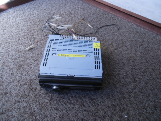 中古*ジャンク品*CIarion*cz102*CD&AM・FM*デッキ*拍卖