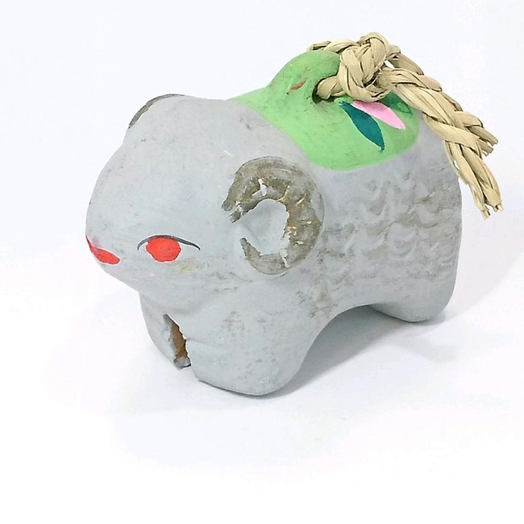 送料無料)干支 ひつじ 未 観光 参拝 旅行 記念 土鈴 7x5x4cm A17078拍卖