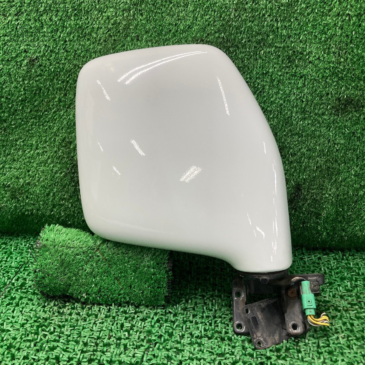 ♪♪ワゴンR N-1 MC22S 右 ドアミラー サイドミラー カプラ1ヶ5P カラー 26U ホワイト系 作動確認済(W5910)♪♪拍卖