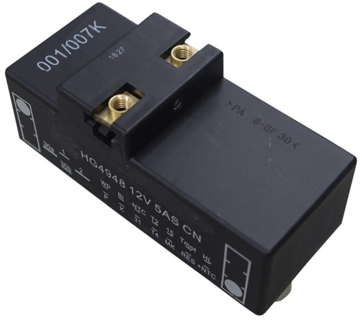 正規優良品 Volkswagen 電動ファン コントロールユニット VW ゴルフ4 GOLF ルポ LUPO ポロ POLO 1J0919506K 電動ファン リレー拍卖