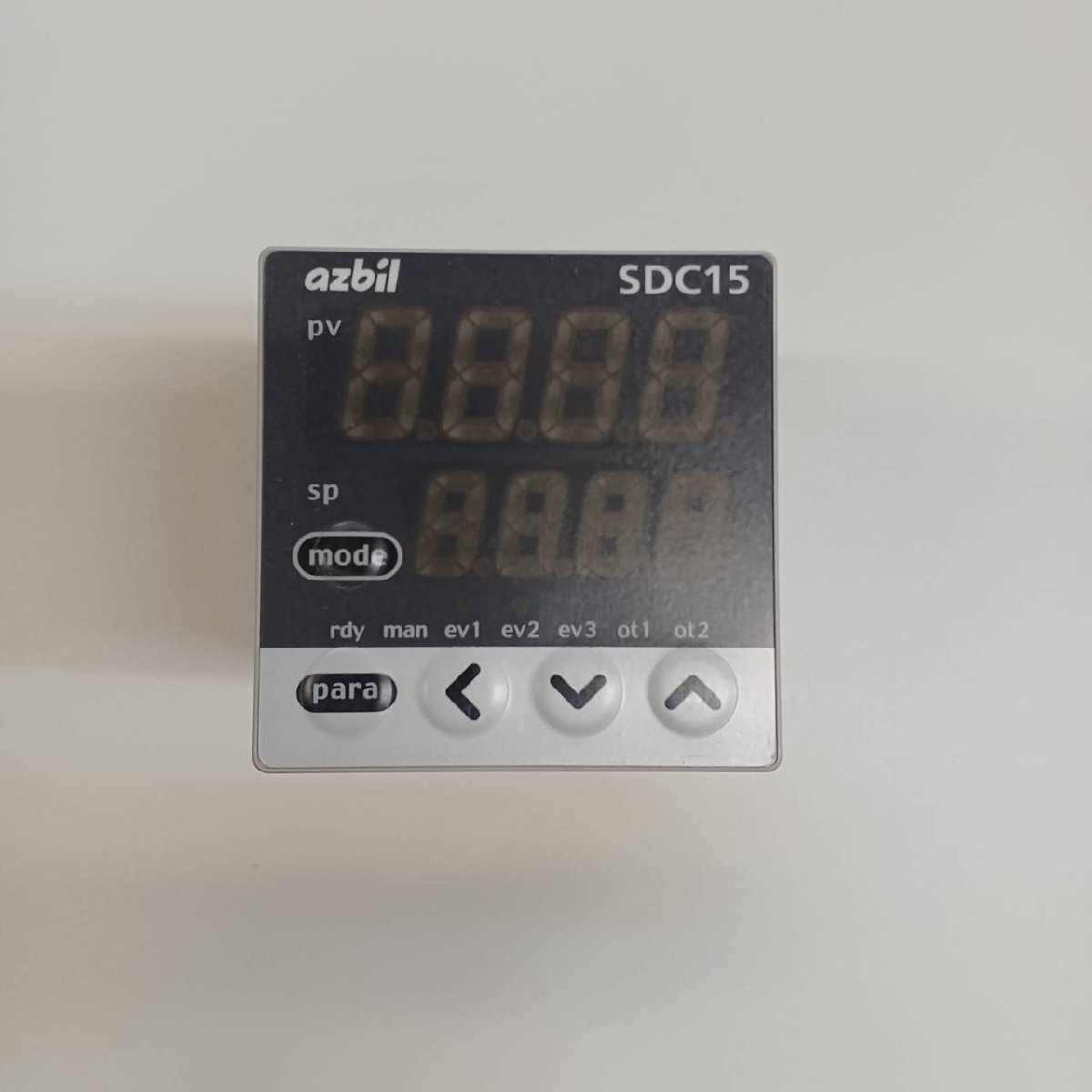 新品 C15SROLA0100 デジタル指示調節計 SDC 形 C15 A-023拍卖