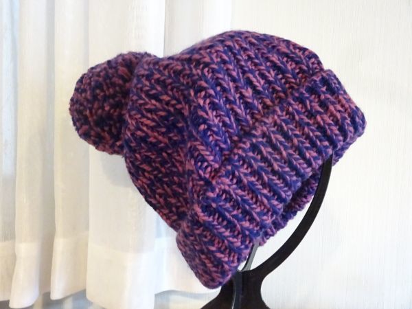 ¥ UNIQLO ¥ユニクロ 男女兼用 編み込みハット 紫色 ニット帽 サイズ56cm〜59cm キャップ 帽子拍卖