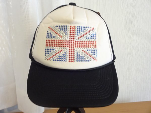 □ CASTANO □ メンズ トラッカーキャップ 模様入 サイズ57cm〜59cm タグ付 キャップ 帽子 栗原拍卖