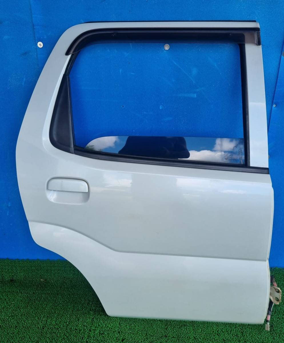 スズキ スイフト HT51S リアドア 右拍卖