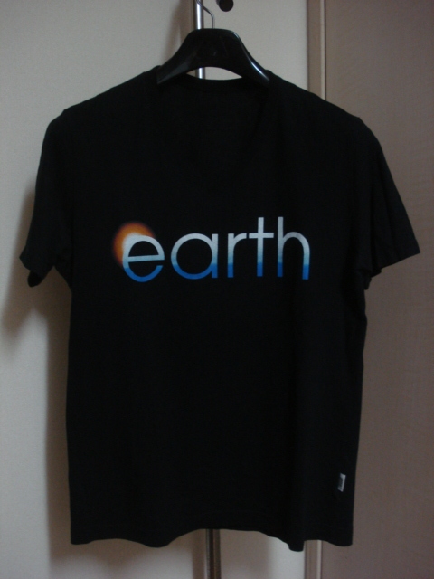 格安廃版レア限定コラボモデル?・TK(タケオキクチ)×BBC EARTH・黒系地・EARTH等ネイチャー系プリント入り・高級半袖Vネック系Tシャツ 2拍卖