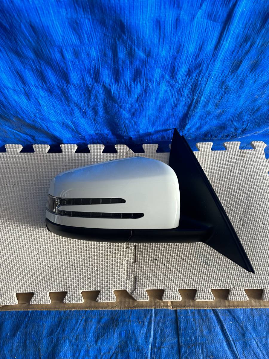 ベンツ DBA-204048 CG1 H22年 右ドアミラー カプラー2個9ピン.2ピン カラーナンバー不明白拍卖