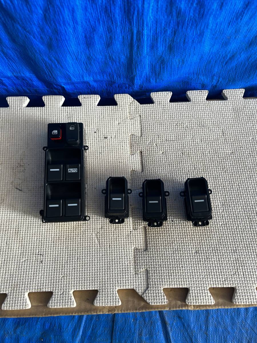 オデッセイ RB1 RB2 H20年 パワーウインドウスイッチ 1038D1 35750拍卖