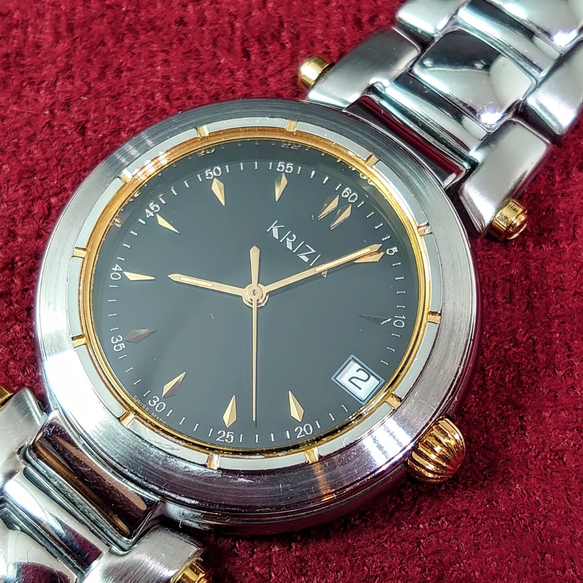 866【動作品】スイス製 KRIZIA KZ-2604 メンズ腕時計 シルバー×ゴールド 黒文字盤 クリツィア アニマル拍卖
