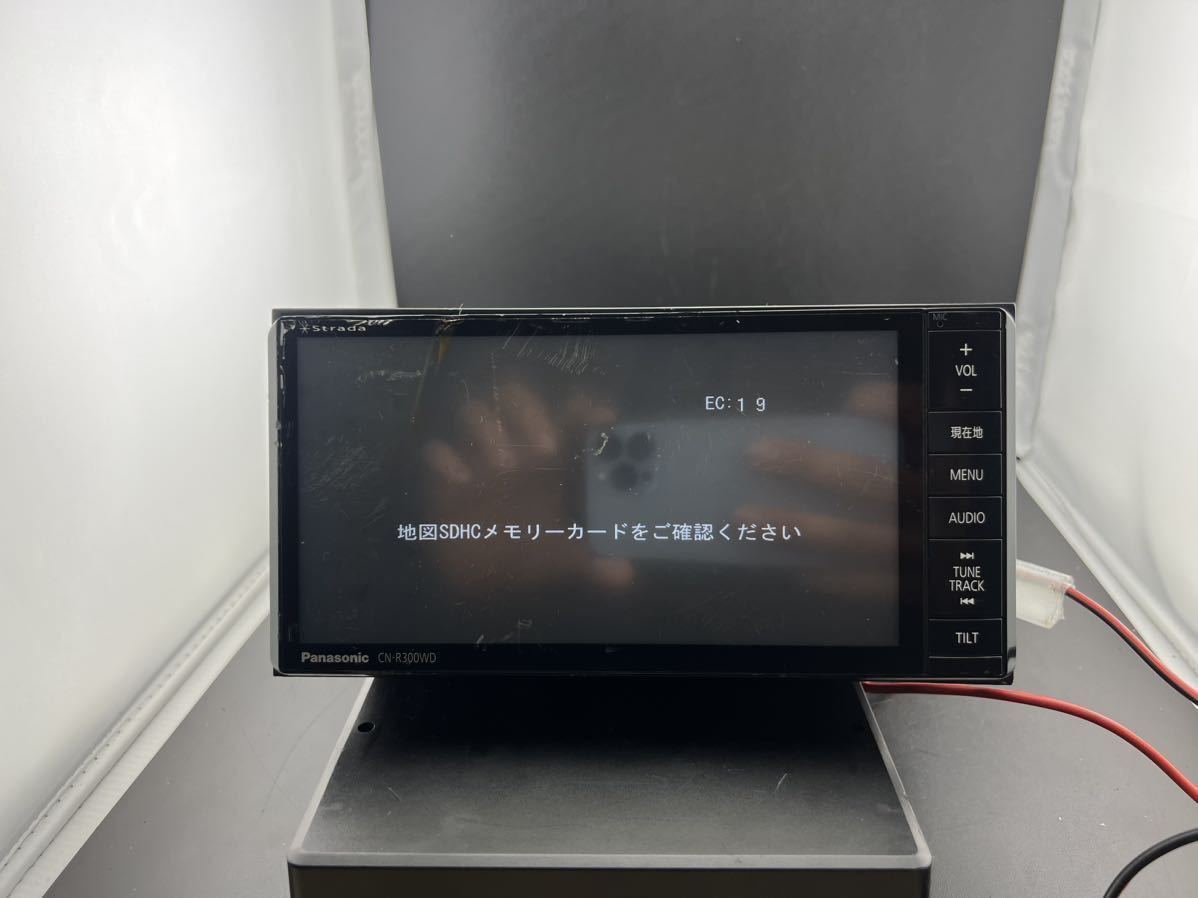 即決■カーナビ CN-R300WD カーオーディオ USB DVD 中古 Panasonic Strada Bluetooth拍卖
