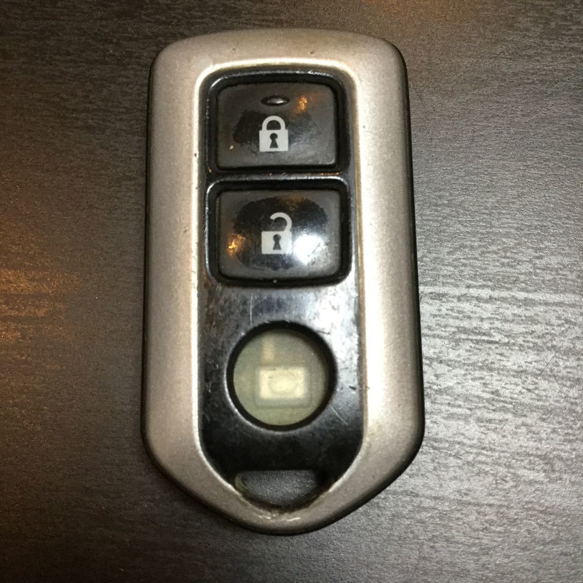 ※TA6507 トヨタ 3B 3つボタン 純正 アルファード エスティマ ポルテ アイシス ポルテ シエンタ 等 スマート キーレス拍卖