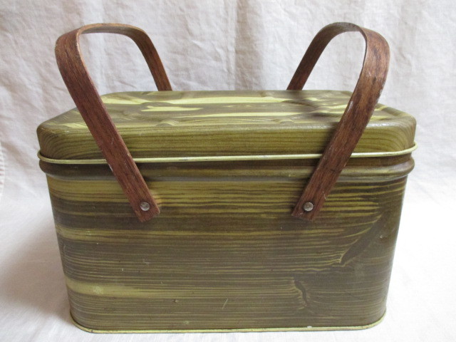 即決★USA ヴィンテージ スチール ボックス 蓋つき・ウッド持ち手拍卖