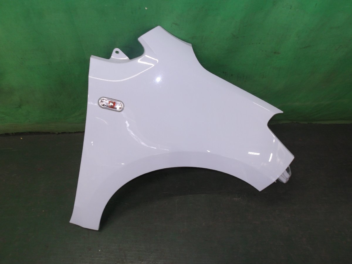 ◎【個人宅発送不可】◇◇フォルクスワーゲン up! AACHY 純正 右フェンダー ターン付き→OLSA.A065814 再塗装◇◇拍卖
