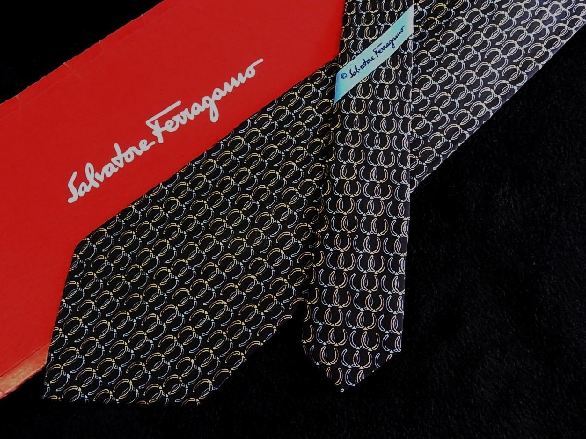 ♪今週の特売980円~♪1235♪状態並品【Ferragamo】フェラガモ【蹄鉄 馬具 柄】ネクタイ♪拍卖