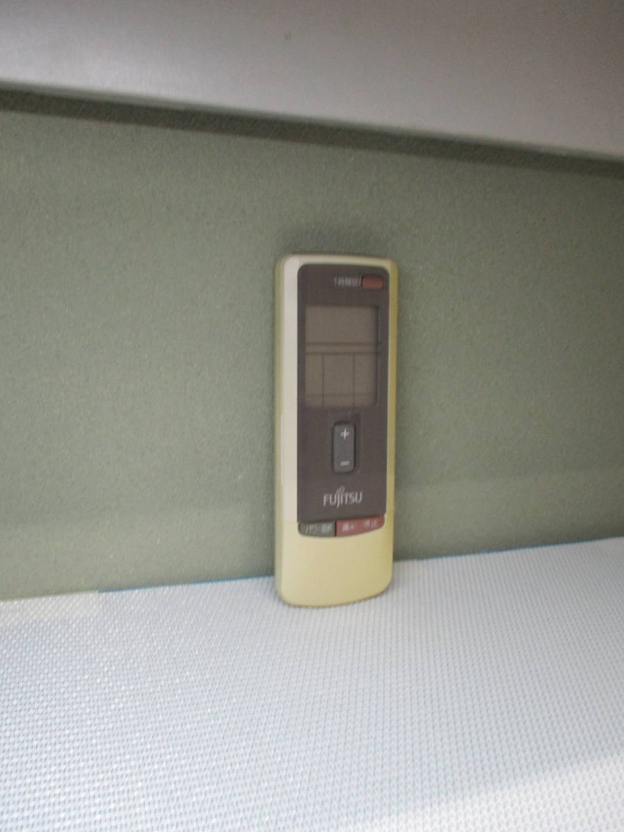 富士通★エアコンリモコン★AR-BC4拍卖