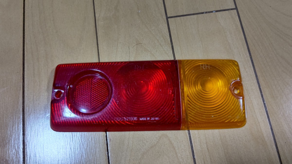 DAIHATSU 旧車 ハイゼット トラック 純正 未使用 CGC 521108 右 R テールレンズ テールランプ ダイハツ HIJET Truck 拍卖