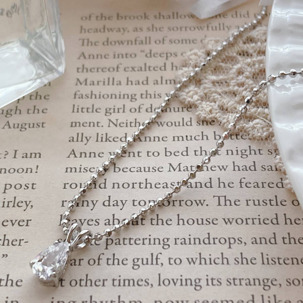 ダイヤ調ネックレス シルバーカラー クリスタル ボールチェーン 美品 高見え☆Vintage jewelry accessories A272拍卖