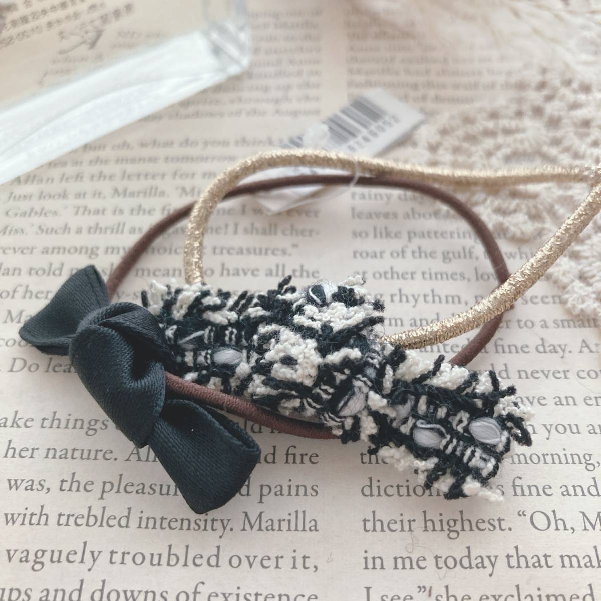 未使用品 ヘアゴム2点セット ツイード リボン ブラック ゴールド ブラウン☆Vintage jewelry accessories A328拍卖