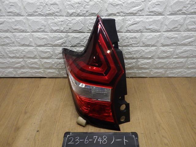 ノート  SNE12 左テールランプ ライト レンズ K23 イチコー D202 26555-5WK0B拍卖