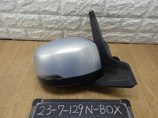 N-BOX  JF4 右ドアミラー サイドミラー B618M M74 76208-T J11拍卖