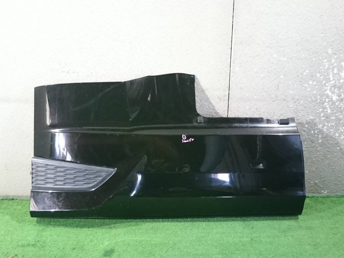 RP3 ステップワゴンスパーダ バックドアガーニッシュ左 ブラック(76011)拍卖