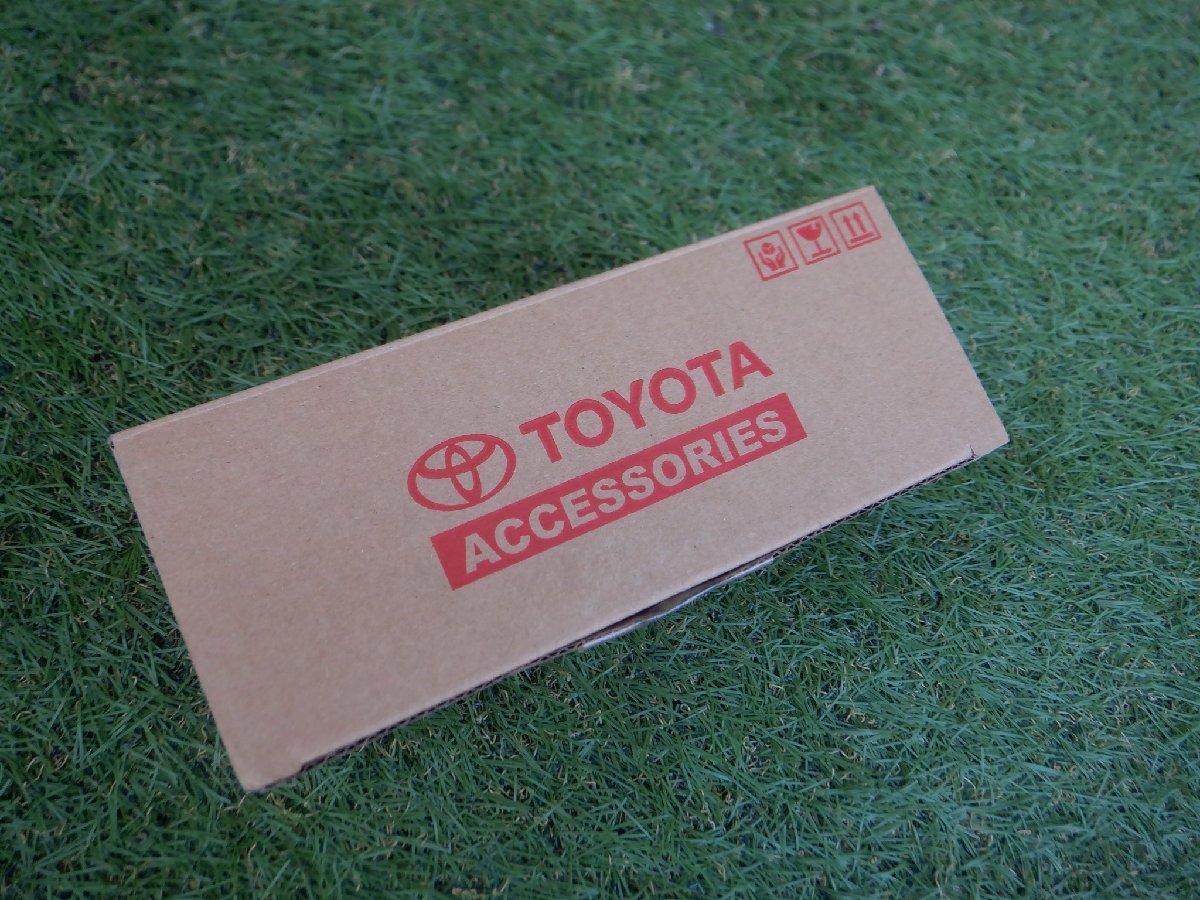 新品 トヨタ純正 北米版? 898-387-69-RR-11-34-1 カメラ 分かる方どうぞ m-23-8-604拍卖