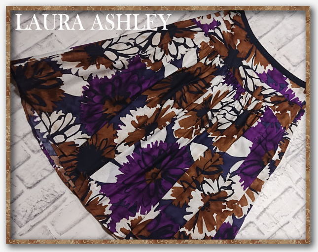美品!!☆LAURA ASHLEY ローラアシュレイ 花柄スカート☆拍卖