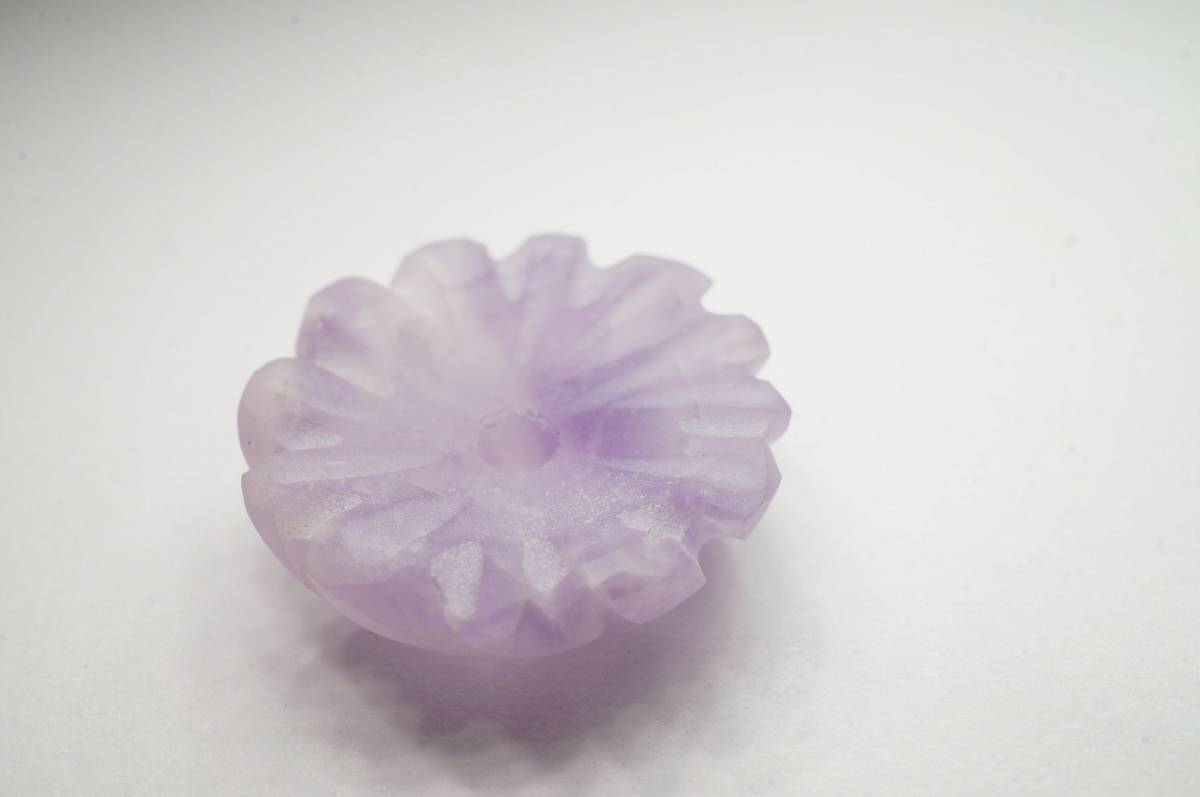 【特別即決価格!早い者勝ちです!】希少!30年前の原石を加工彫刻!極上天然アメジスト(紫水晶)「花」彫刻研磨高透明度7.3ct拍卖