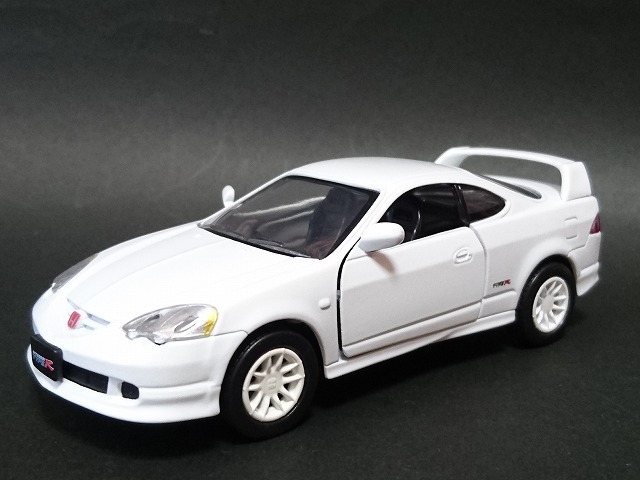 4代目ホンダ・インテグラ・タイプR【箱無・美品】NEWRAY 1/32拍卖