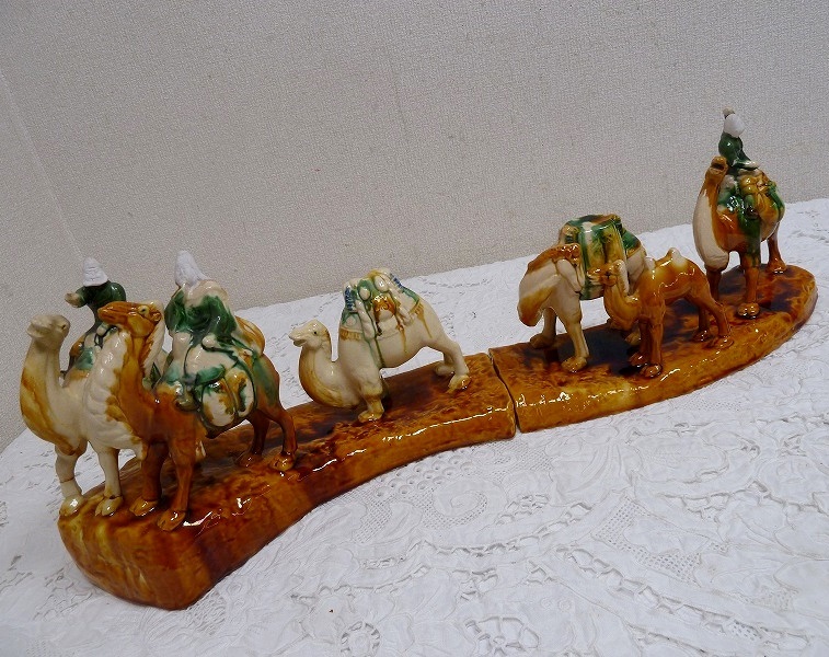 (☆BM)陶器製 マンダリンレトロ ラクダ 置物 アジアン 東洋 オブジェ 中国 アンティーク 人物像 横幅61㎝ 動物 駱駝 キャメル 拍卖