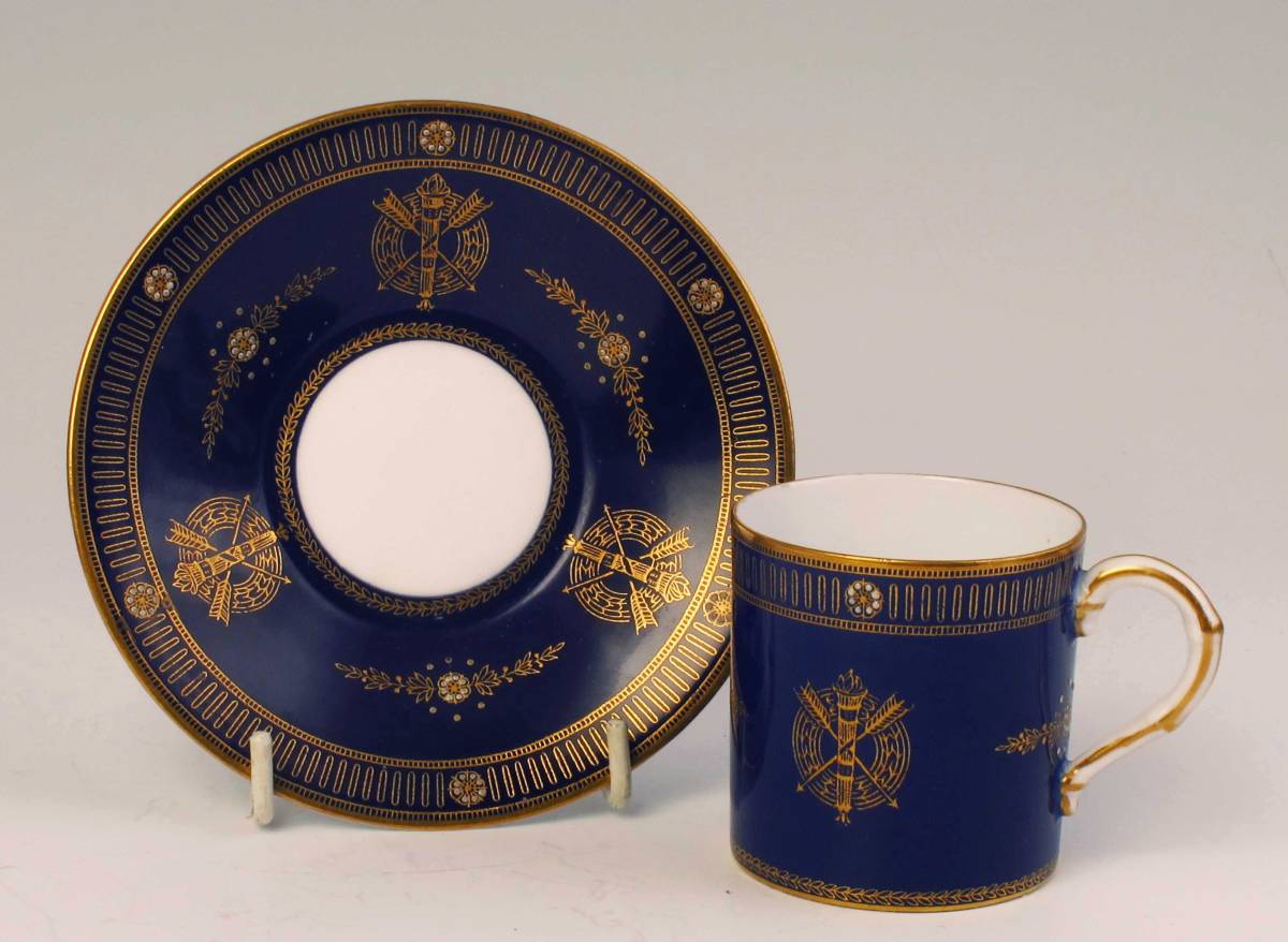 ロイヤル・ウスター 豪華金彩・デミ=カップ&ソーサー ・ Dk/Blue+Gold+Jewley (1級品) 拍卖