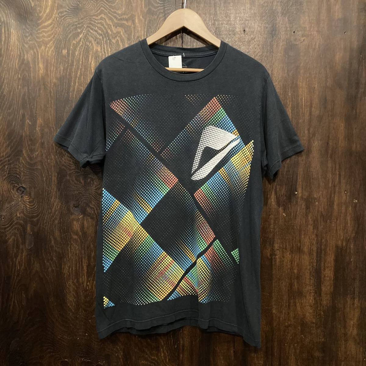 REEF リーフ サーフブランド 半袖Tシャツ グラフィックプリント 黒 Mサイズ拍卖