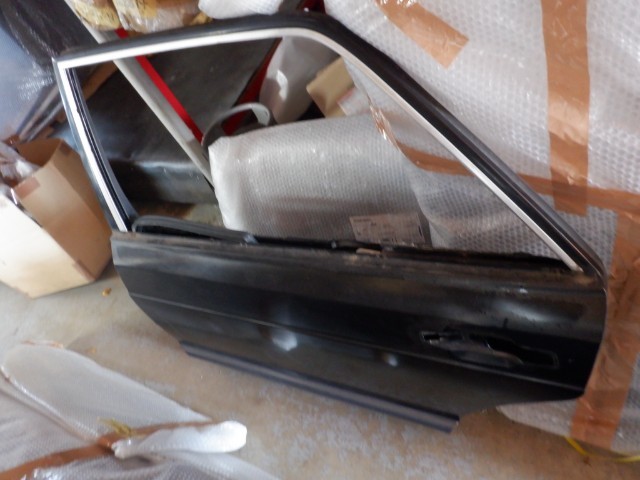 ベンツ 560SEL W126 左ハンドル 純正 左 リア ドア 43722/H拍卖