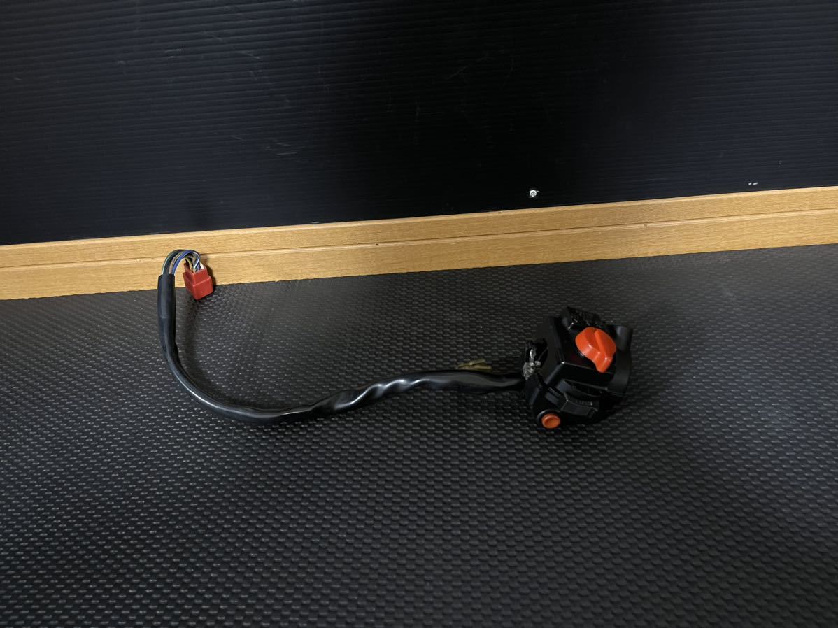 CB750F CBX400F 極上品!! 純正 右 スイッチボックス BOX アクセル CB900F 1100F ゼファー XJR F 550 カフェ RPM モリワキ ヤマモト BEET拍卖