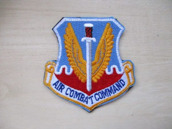 【送料無料】アメリカ空軍AIR COMBAT COMMAND航空戦闘軍団パッチ刺繍ワッペン/A-2エアフォースAIR FORCE米空軍USAF米軍ハイビジ M49拍卖