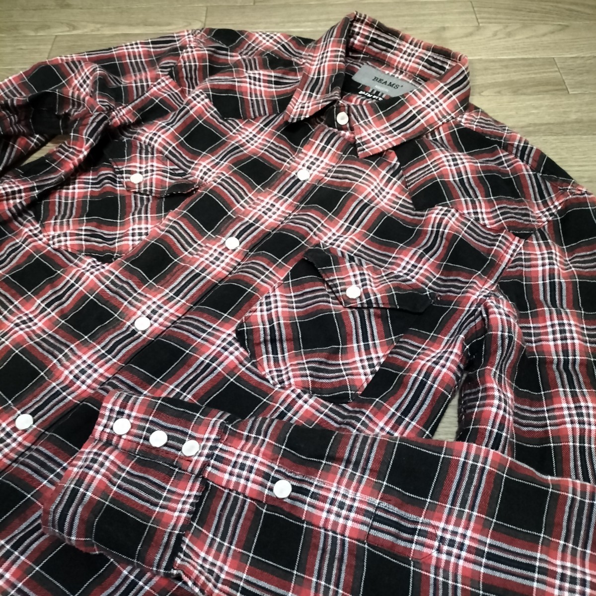 ★BEAMS ビームス ウエスタンシャツ チェック柄 コットン ポリ混 スナップボタン メンズ ユニセックス サイズM ストアブランド古着 USED拍卖