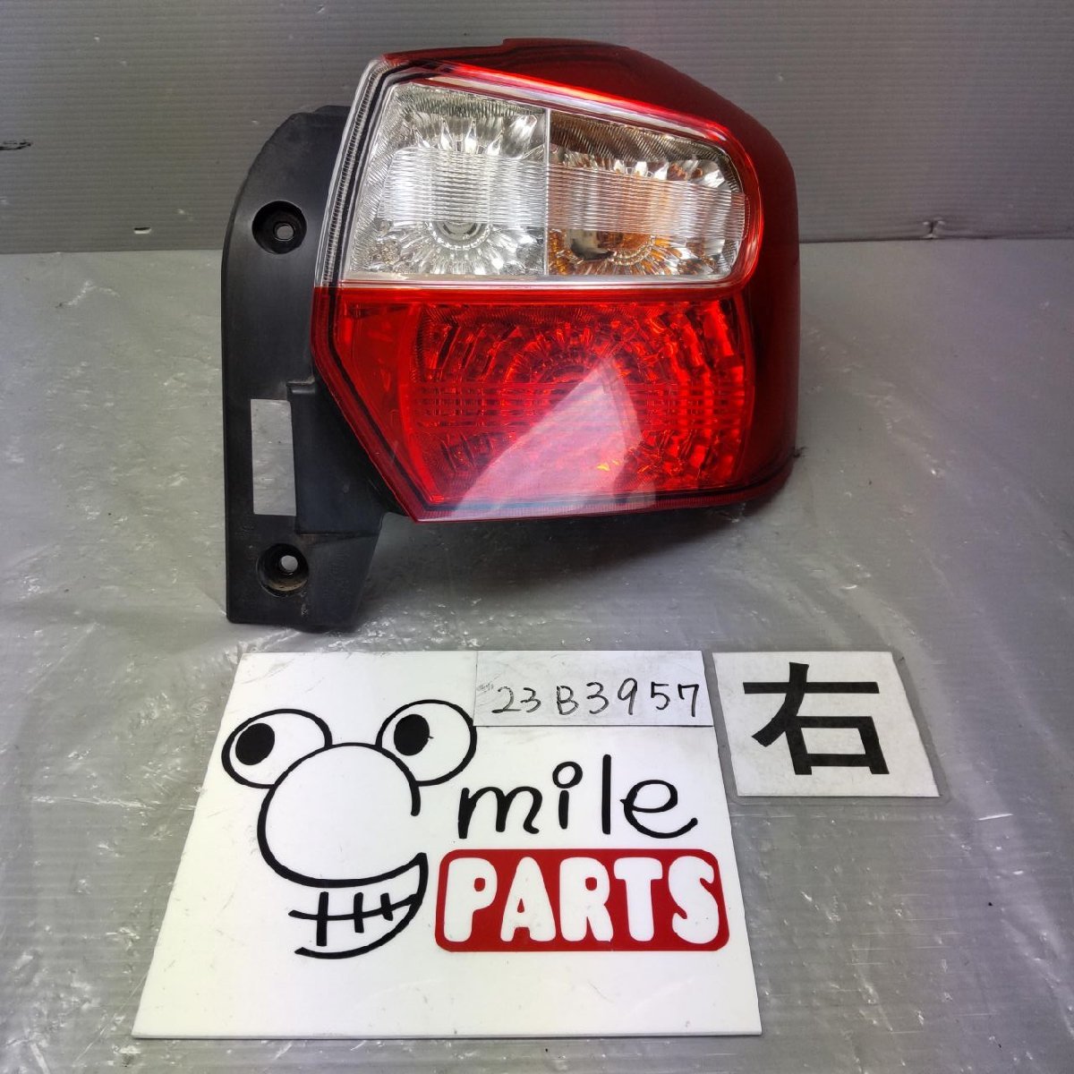 GP3 インプレッサ 純正 右テールランプ 1C3-4-3/23B3957*同梱不可拍卖