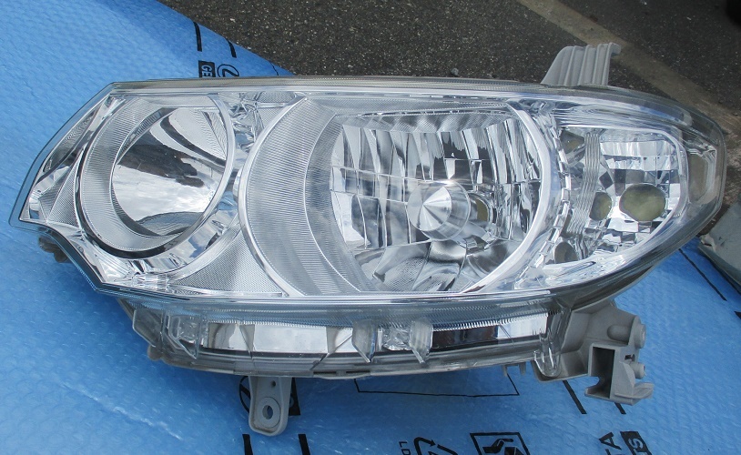 タントカスタムL375S左ヘッドライトL385S左ヘッドランプHID純正ライトKOITO 100-51944タント助手席拍卖