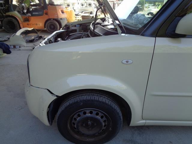 キューブ DBA-YZ11 左Fフェンダー E41 アイリッシュクリーム拍卖