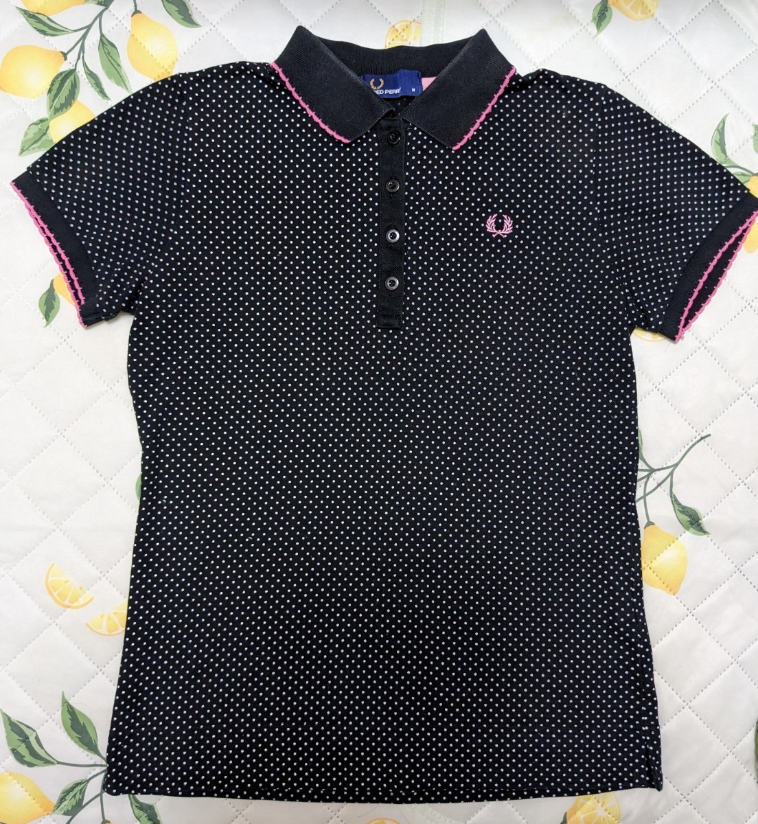 ★FRED PERRY★ポロシャツ レディース★Mサイズ★黒地 × 白ドット柄★フレッドペリー★拍卖