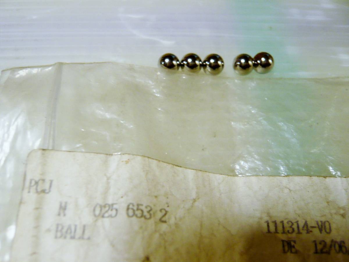 ポルシェ964/993/996GT3/TT/GT2/997GT3/TT/GT2ガイドスリーブボール(新品)5個拍卖