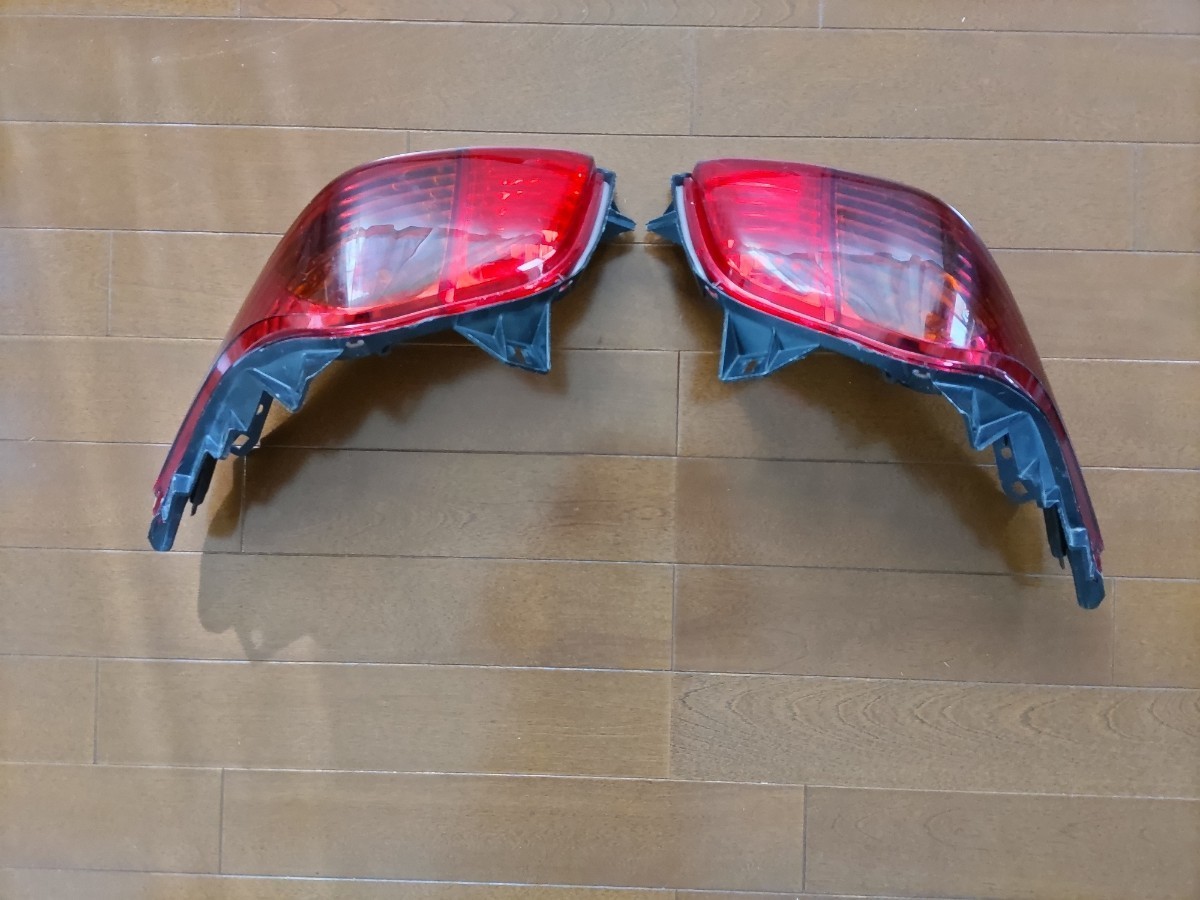 横浜発/フォルツァ/MF08/純正テールランプ/割れ無し/純正テール/左右セット/ホンダ/HONDA/拍卖